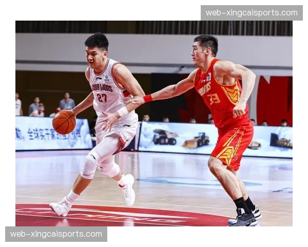 哈滕斯坦转投雷霆场均双十 28分钟11+10数据展高效蓝领价值 哈滕斯坦转投雷霆场均双十 28分钟11+10数据展高效蓝领价值